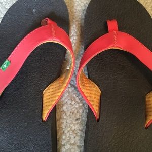 Sanuk Shoes - Sanuk Flipflops! Sanuk Shoes - Sanuk Flipflops!